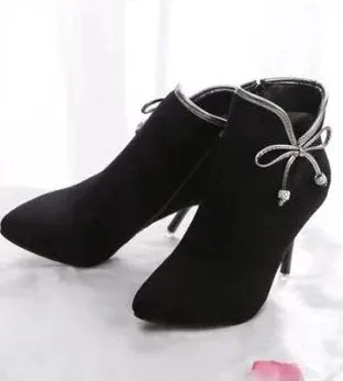 Women's Autumn Suede Leather Medium-Heeled Ankle Boots